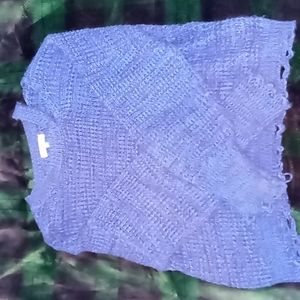 Crop rip sweater